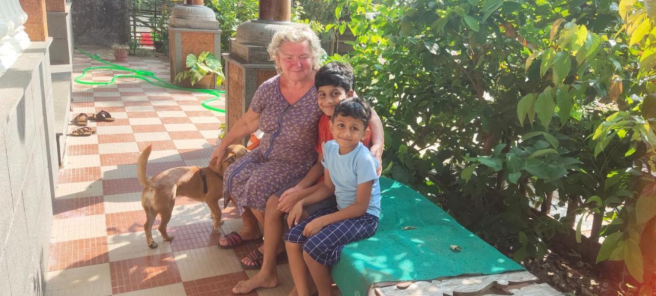 Ambadi'S Villa -Lake View Resort Pallipuram Esterno foto